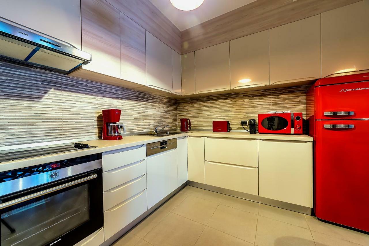 Apartment Chic By Landev Braşov Exterior foto